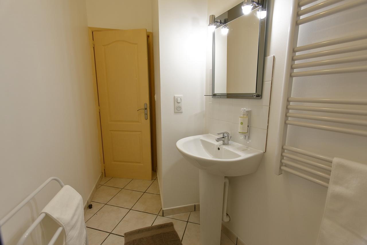 Appart'Hotel De La Tour Troyes Exterior photo
